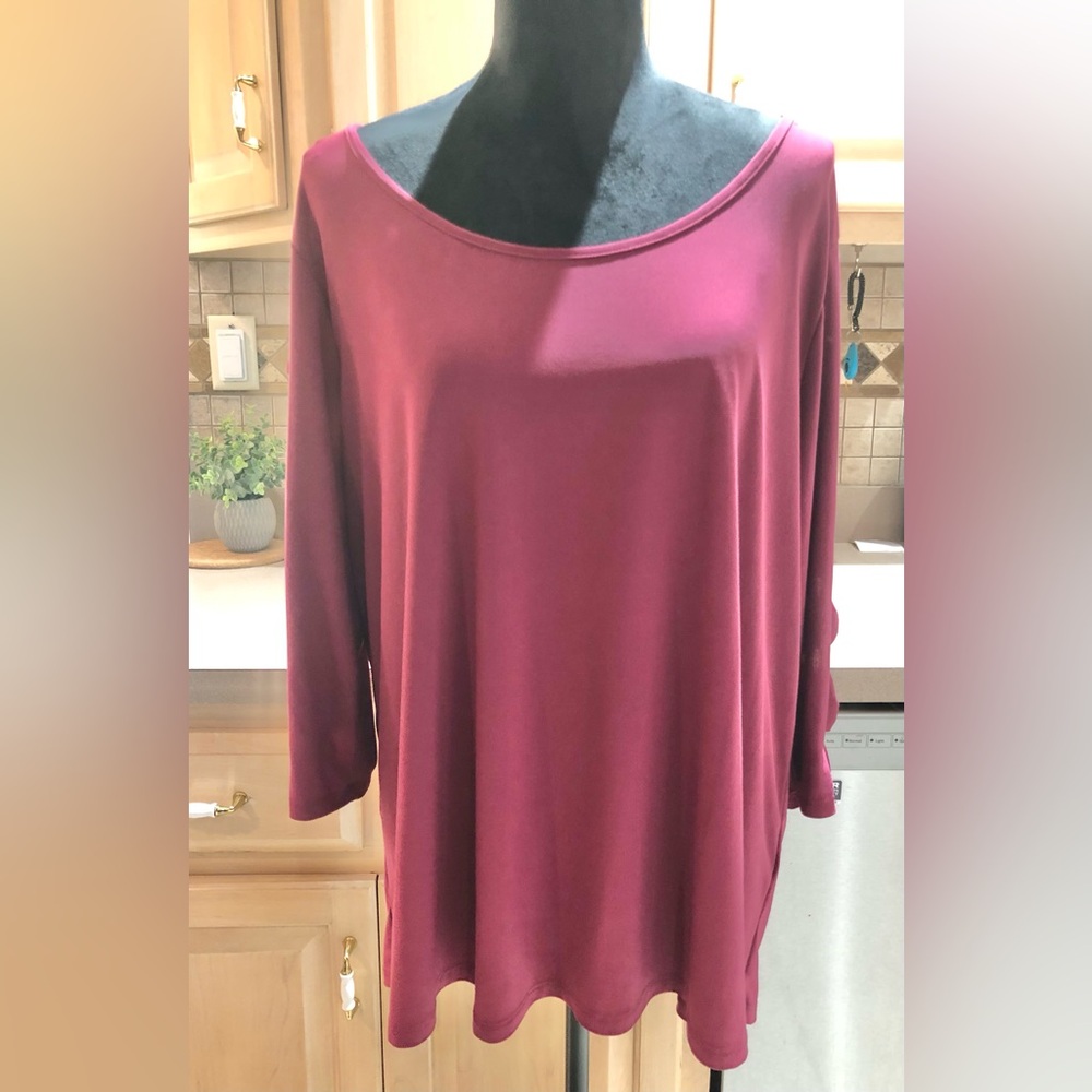 Corvia Women's Burgundy Top Size 1X